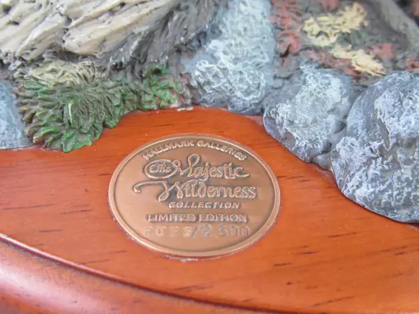 1991 Hallmark Galleries Majestic Wilderness LE Tail Buck By Mark Newman Deer