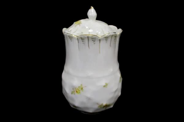 Beautiful White Yellow Rose Gold Gilt Creamer Pitcher Lidded Sugar Bowl Set
