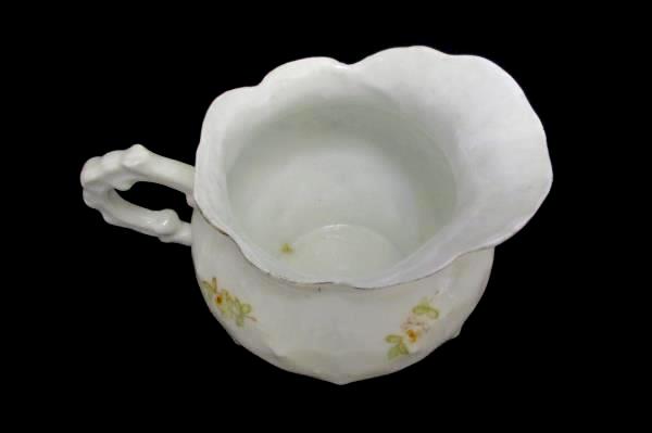 Beautiful White Yellow Rose Gold Gilt Creamer Pitcher Lidded Sugar Bowl Set