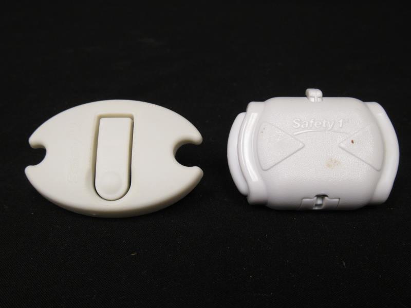 Lot of 24 Outlet Covers Safety First The First Years Protection Electrical