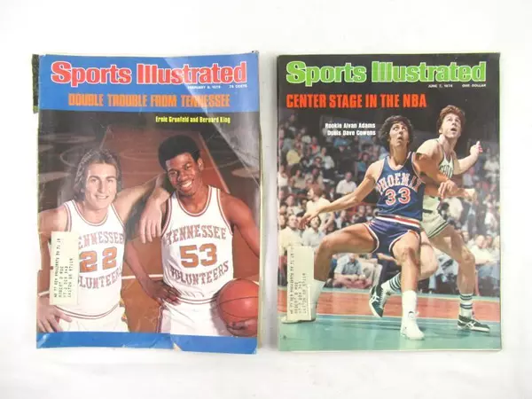 Lot of 4 Vintage Sports Illustrated 1976 Basketball College NBA Dr. J Bob McAdoo