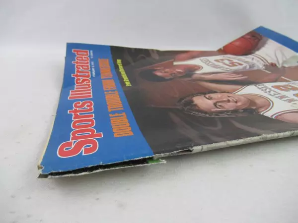 Lot of 4 Vintage Sports Illustrated 1976 Basketball College NBA Dr. J Bob McAdoo