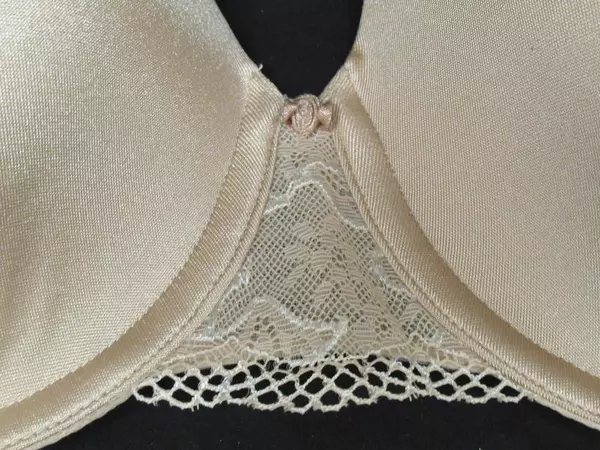 Bali 3547 Tan Beige Underwired Bra Women's Size 36 DD Lace Hook Eye