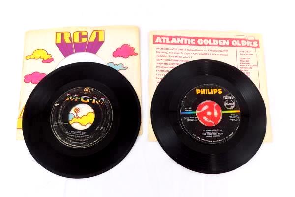 Lot of 5 Original 45's Gibb, Tillotson, New Vaudeville Band, Davis, Singing Nun