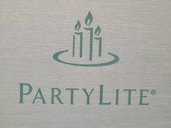 PartyLite Jar Candle G33632 Mountain Waters 3.7oz Mini Barrel Scented
