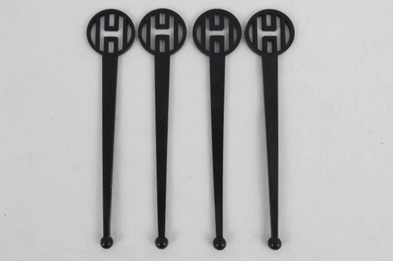 Lot of 18 Assorted Airline And Hotel Plastic Swizzle Stir Sticks