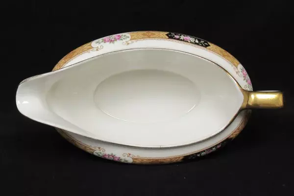 Vintage Hopewell HPW3 Gravy Boat Off White Warranted 18 K Gold Handle