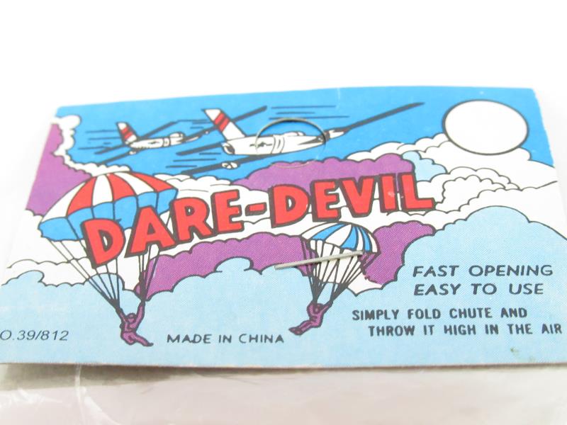 Lot of 3 Vintage 1990's Dare-Devil Parachute Army Solider Toy Jumper Sealed Toy