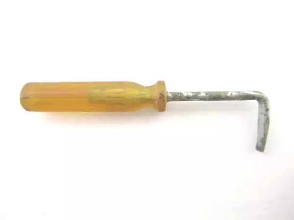 Lot of 2 Vintage Indestro Miniature Screwdrivers Yellow Handle USA 139