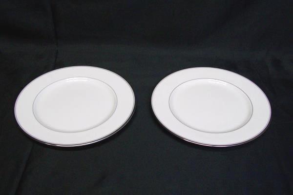 Mikasa Plate Lot: Gothic Platinum Bone China White 4 Medium 4 Large