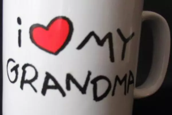 Vintage Russ Coffee Mug I Heart Love My Grandma Ceramic Black Red White Handle