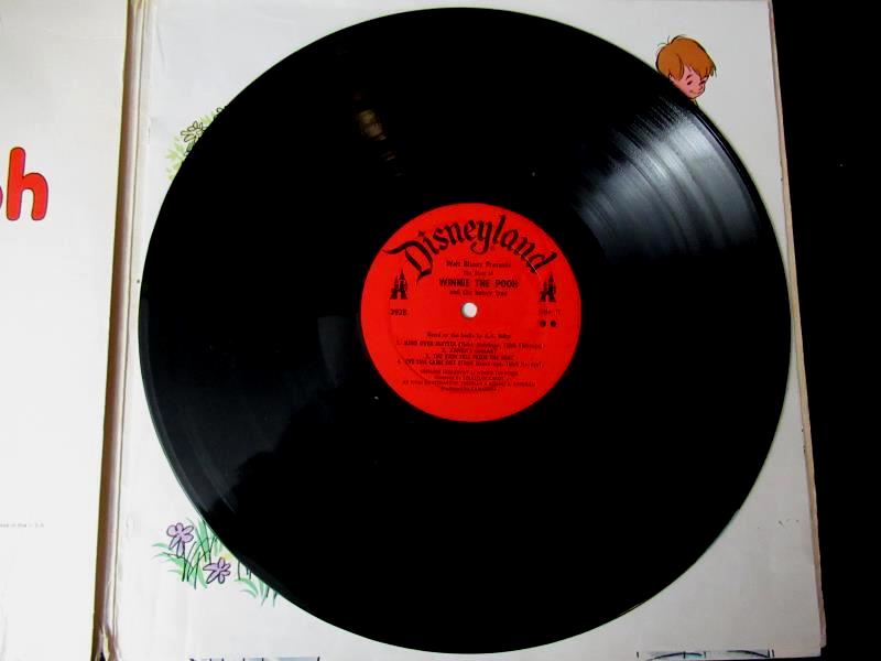 Walt Disney Winnie the Pooh Disneyland Records 3928 1965