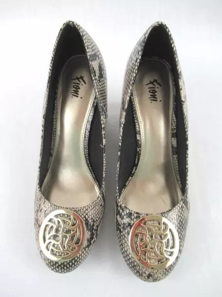 Fioni Shoes Wedges Tan Black Snakeskin Patent Leather Gold Medallion Women's 9