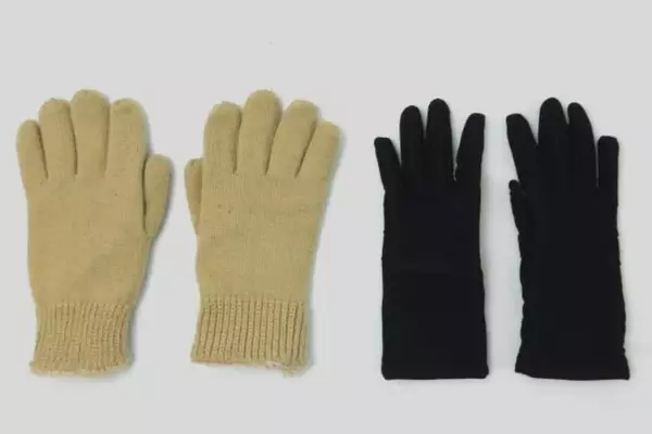 Lot of 2 Pairs Of Totes Isotoner Gloves Women's One Size Black Nylon Tan Knit