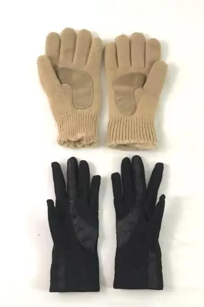 Lot of 2 Pairs Of Totes Isotoner Gloves Women's One Size Black Nylon Tan Knit