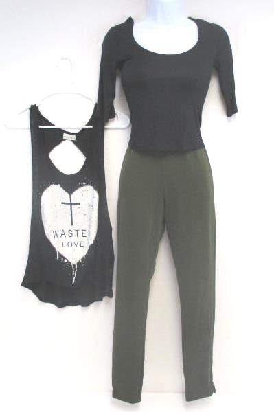 Mixed Lot of 3 Outfit Mossimo Leggings American Rag Crop Top Mary Jane Top XS-S