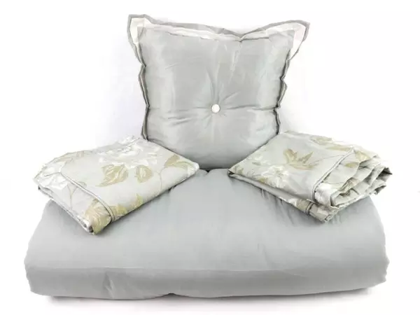 Chris Madden King Size Floral Comforter With Shams Accent Pillow Sage Green Tan