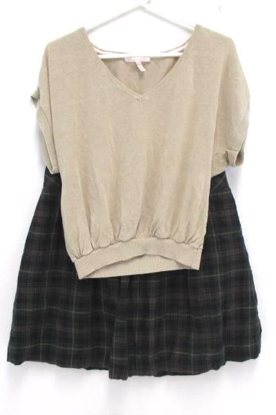 2 Piece Women's Outfit Cabi Pleated Plaid Skirt Victoria Secret Knit Crop Top M