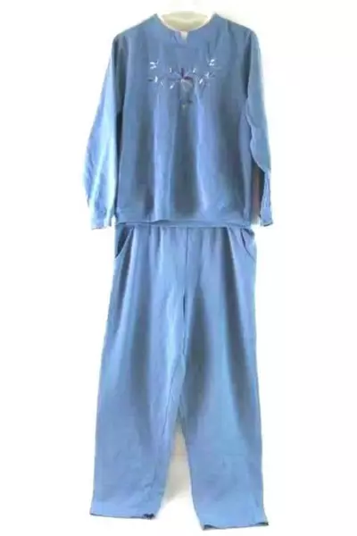 Blair Women's 2 Piece Sweat Outfit Sweater Pants Size Med PT Blue Embroidered