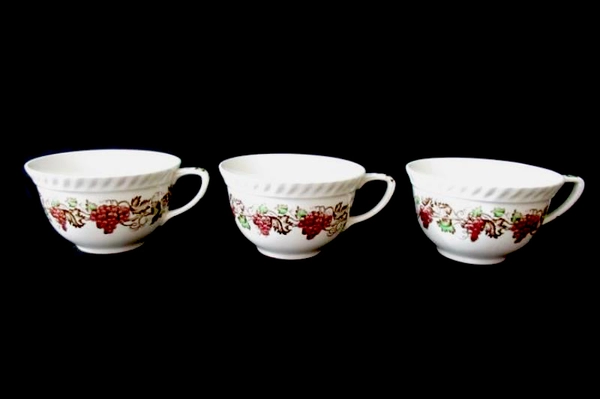 Lot of 3 Vintage Johnson Brothers Tea Cups Empire Grape Pattern