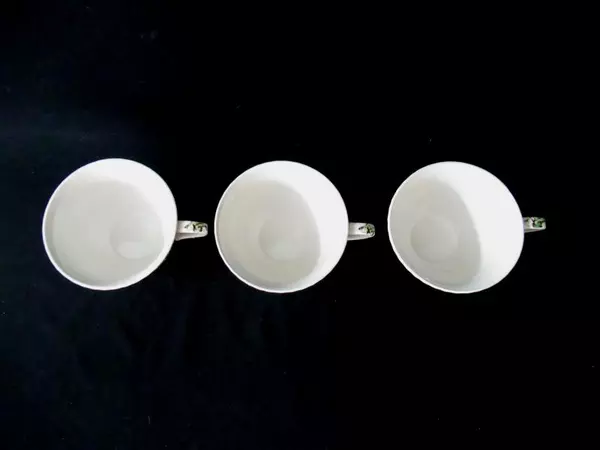 Lot of 3 Vintage Johnson Brothers Tea Cups Empire Grape Pattern