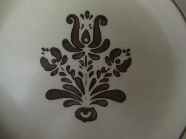 4 Vintage 1970's Pfaltzgraff Salad Plates Village Brown Tan Floral 7" Diameter