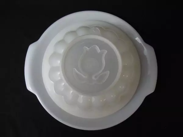 Vintage Tupperware Jel-n-Serve Mold Lid Tulip Seal 620-4