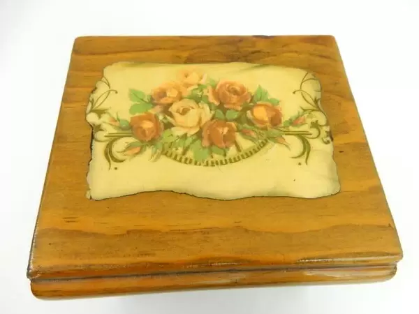 Hand Made Decoupage Hinged Lid Trinket Jewelry Box Felt Lining Roses by I. Davis