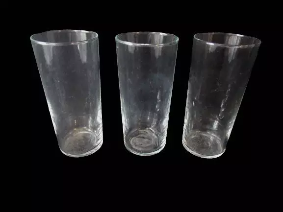 Lot of 3 Clear Glass Water Goblets 6.25in Tall Unbranded Tumblers
