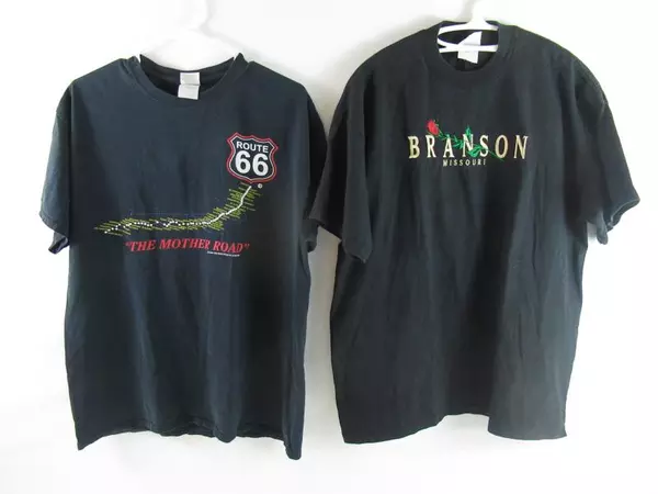 Lot of 3 Men's Short Sleeve Tee Shirts Size Large Route 66 Branson Missouri USA