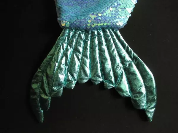 Justice Girls Holiday Christmas Stocking Mermaid Tail Faux Fur Sequins Foil Tail