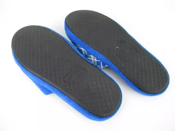 Forever Collectibles Kentucky Wildcats UK Men's Slippers's Size M Fleece Blue