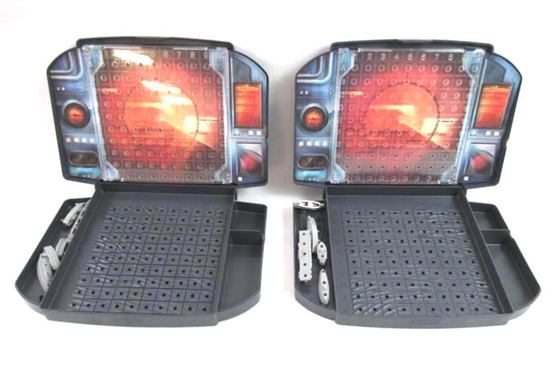 Hasbro Battleship Navel Combat Game Ages 7+ 2 Players A3264