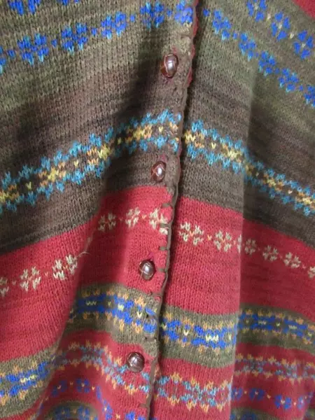 Tiara Petites Floral Knit Sweater Women's Size PM Rayon Blend Buttons
