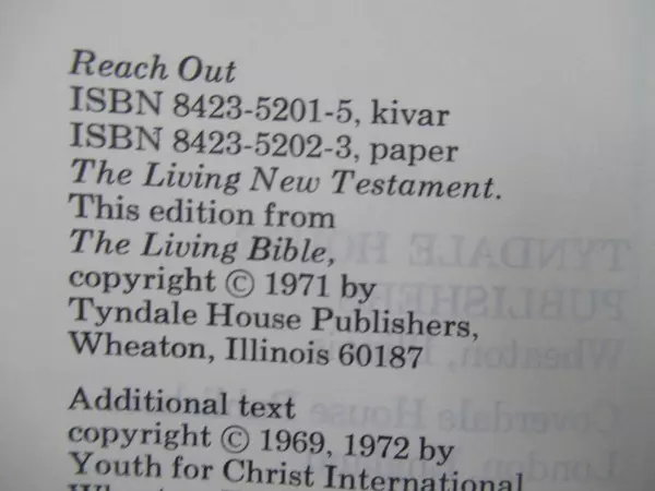 Reach Out Tyndale House Publishers 1975 PB New Testament Book 318 Pgs