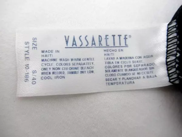 Vassarette Black Camisole Women's Size Small Smooth V Neckline