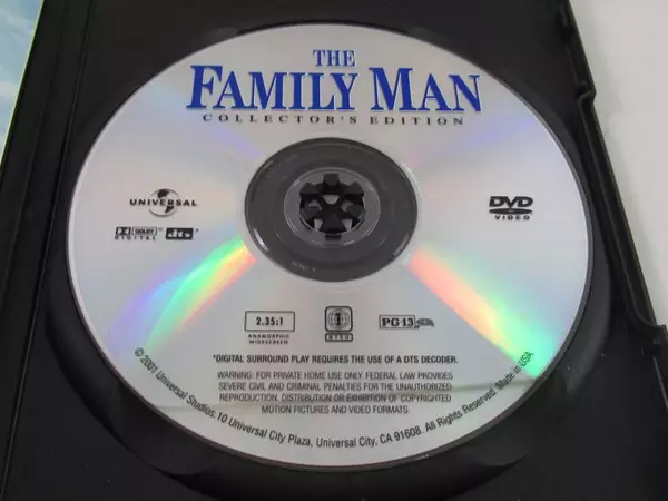 The Family Man Nicolas Cage Tea Leoni PG-13 2001 Universal Pictures DVD Video