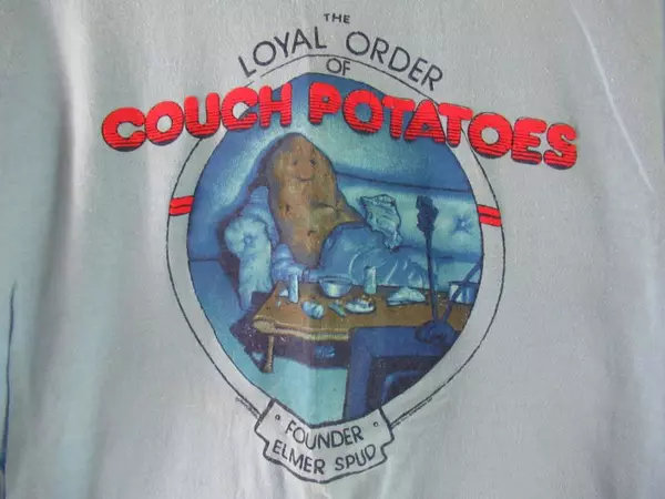 Vintage Loyal Order Of Couch Potatoes Graphic Tee Shirt Elmer Spud Youth Sz Lrg