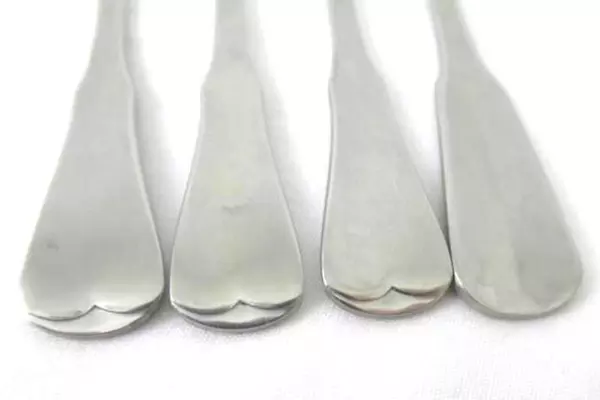 Lot of 4 Oneida Stainless Steel Cocktail Forks Community Distinction Deluxe HH