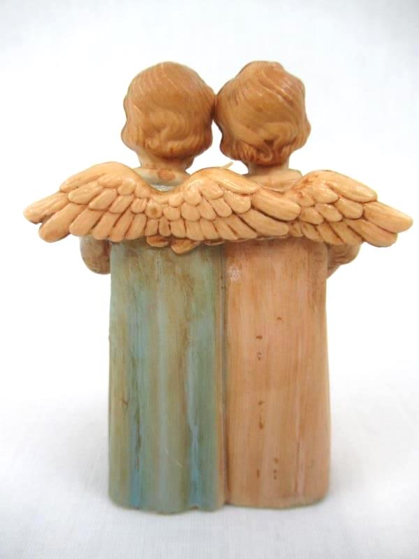 Vintage ART Plastics 923 Angels Cherubs Cupid Caroling Musician Tan Blue 3.5"