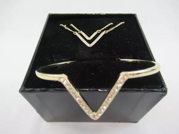 Victoria's Secret Necklace Bracelet Set Double V Crystal Gold Toned Jewelry Set