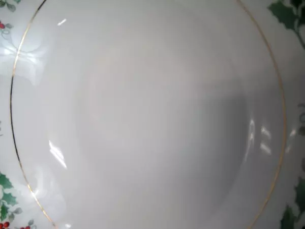 Gibson 9" Vegetable Bowl Holiday Gold Pattern White Red Green Holly Gold Rim