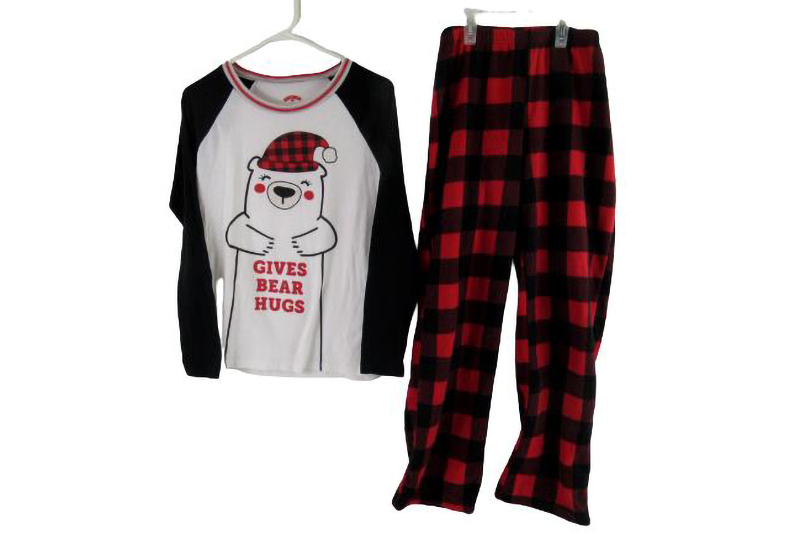 Holiday Time Gives Bear Hugs Women's 2 Piece Pajama Set Plaid Christmas Size Med