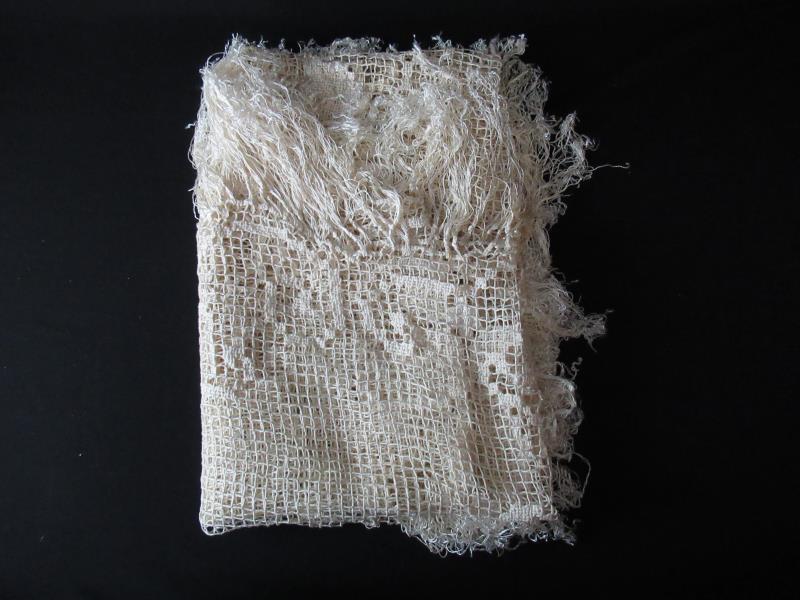 Vintage Oval Cream Beige Doily Table Cloth Knit Satin Fringe Floral