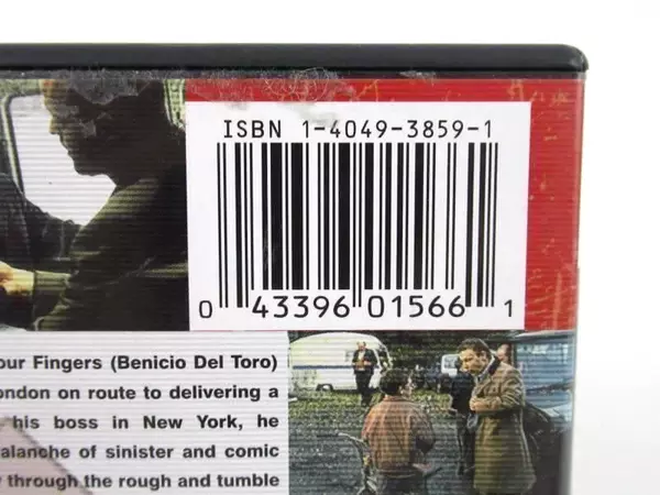 Snatch Benicio Del Toro Dennis Farina 2003 Screen Gem, Inc. Rated R DVD Video