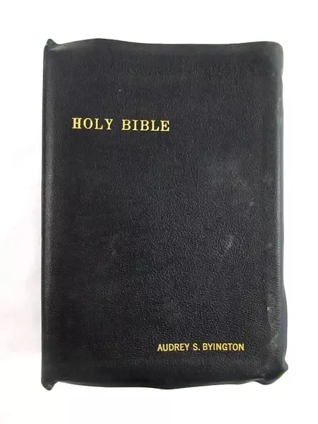 Antique 1902 The Self Pronouncing S.S. Teachers' Combination Bible Personalized