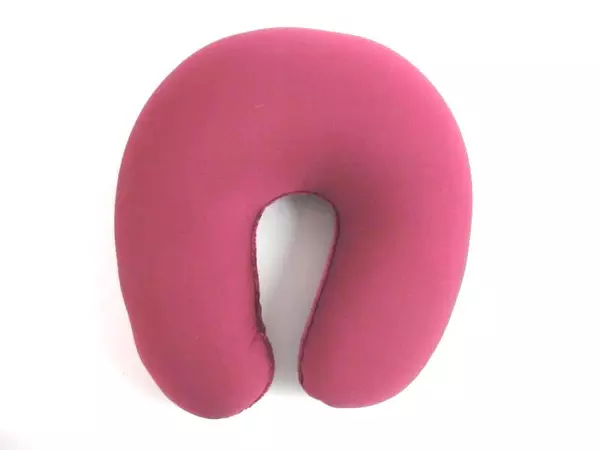 Burgundy U Shaped Travel Neck Pillow Contrast Fabric Sherpa Fleece Zip Closure