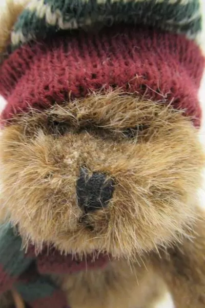 RUSS Teddy Bear Alpine Lodge Brown Mogul On Skis Plush Fully Jointed Tags