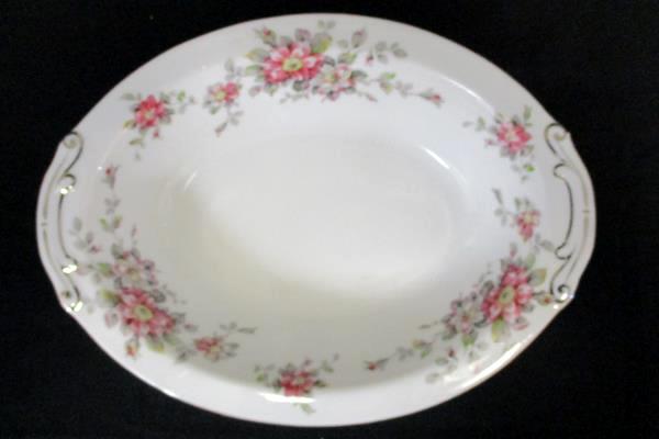 11" Wide Oval Serving Bowl Spring Time China White Platinum Gilt Primrose Vine