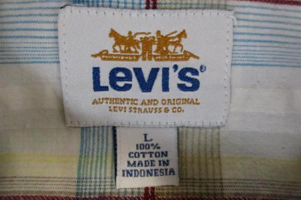 Men's LEVI'S Button Up Down Blue White Red Plaid Short Sleeved Cotton Size Large